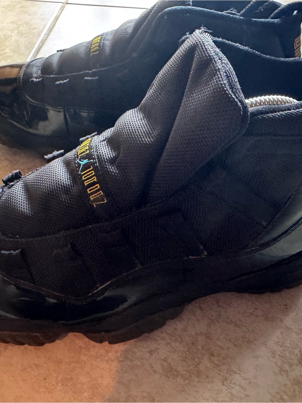 Jordan Black Patent Leather High-Top Sneakers (needs laces) - Picture 2 of 7